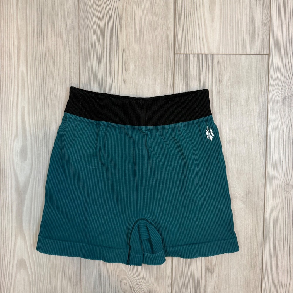 Free People Movement Prajna Happiness Runs Shorts Teal Ribbed Seamless M/L